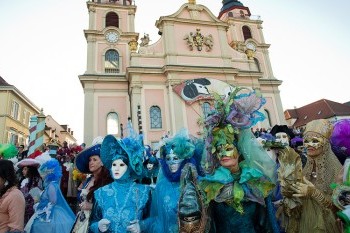 slider_veranstaltungen_stadt_lb_venezianische_messe_01