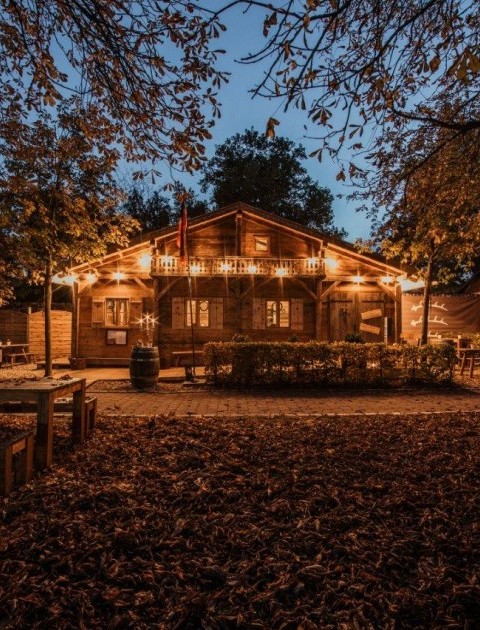 20201021_185251_RW2C3666