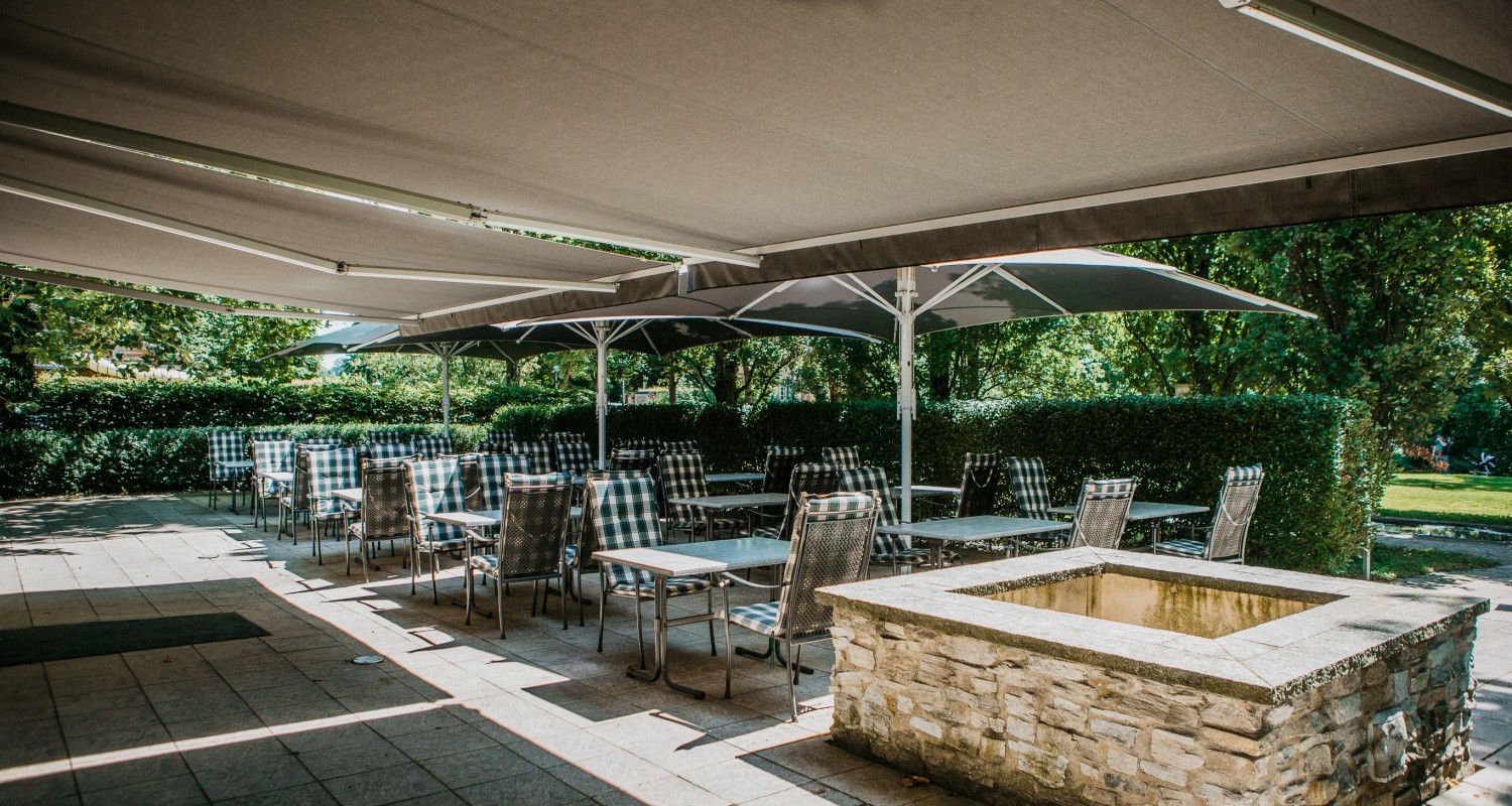 schlosshotelmonreposterrasse-3