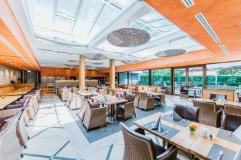 schlosshotelmonreposwintergarten-18