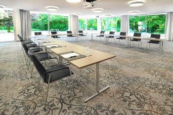 Salon 5 U-Form 1